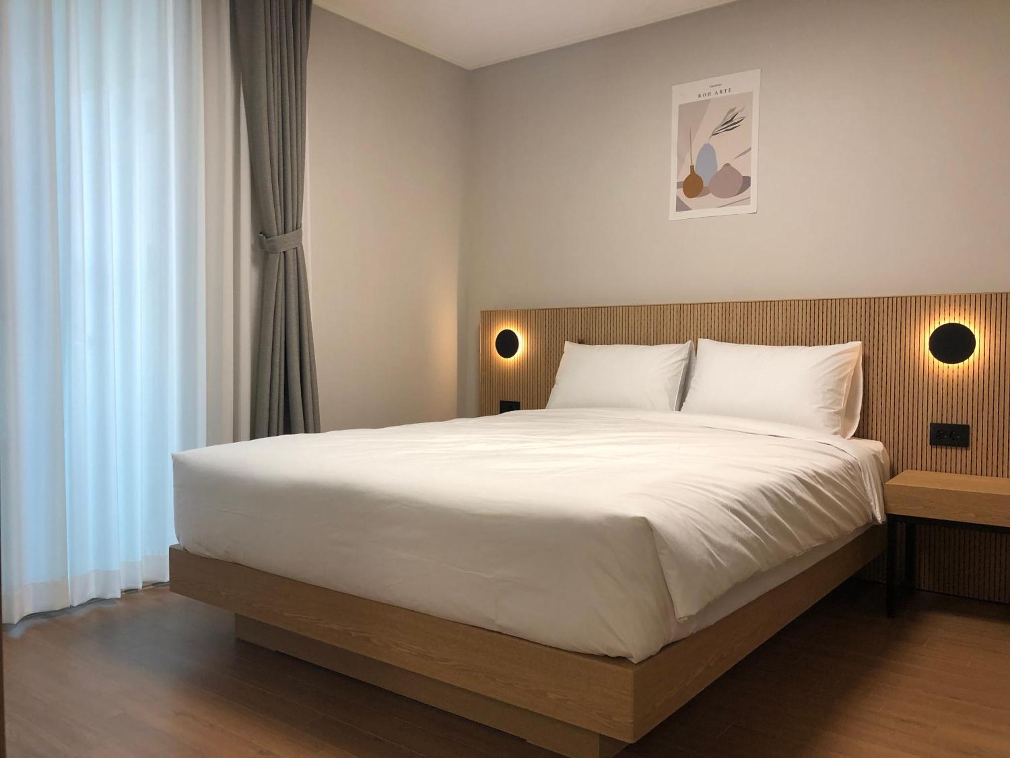 Golden Planet Incheon Hotel Exterior photo