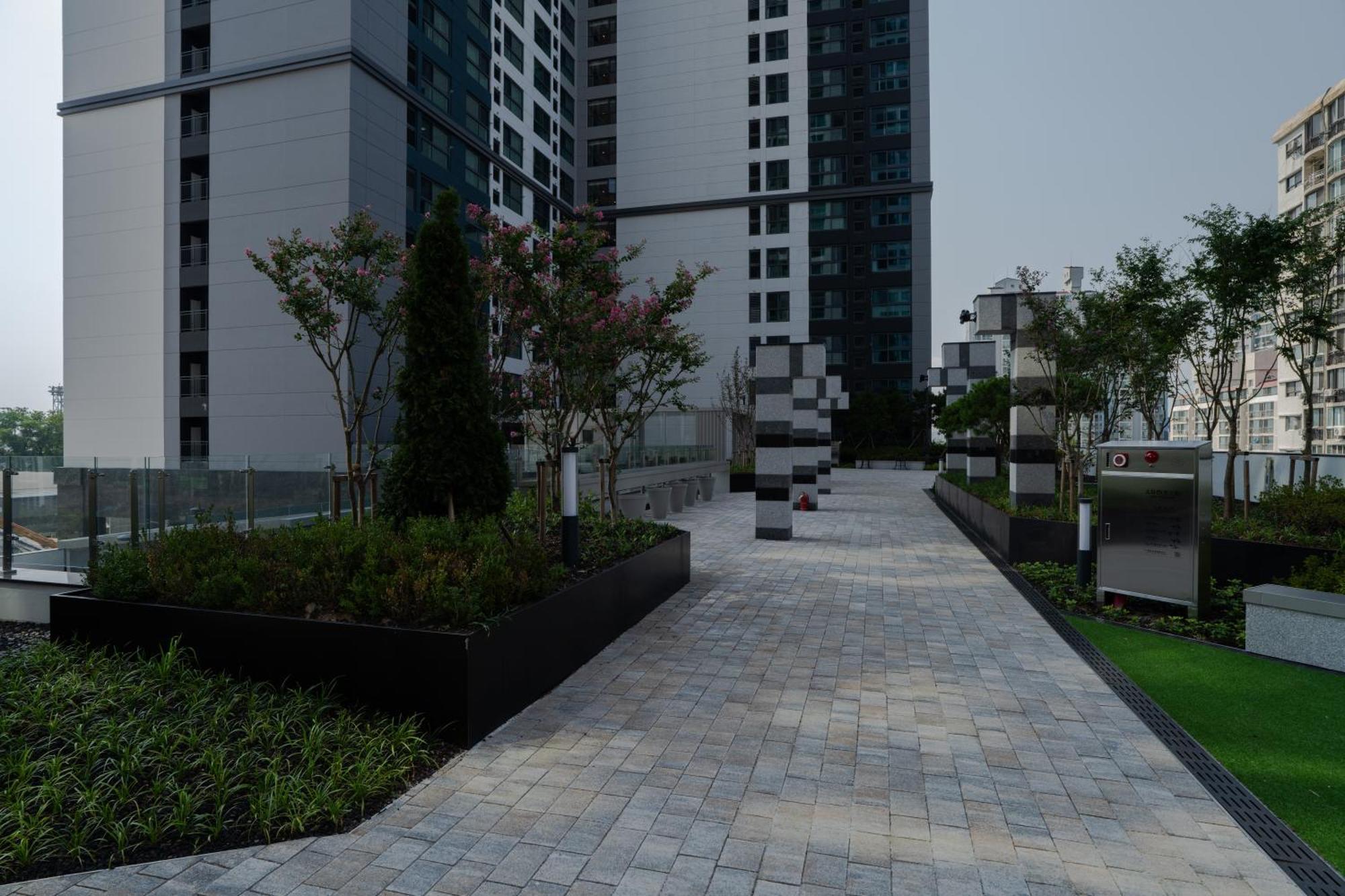 Golden Planet Incheon Hotel Exterior photo