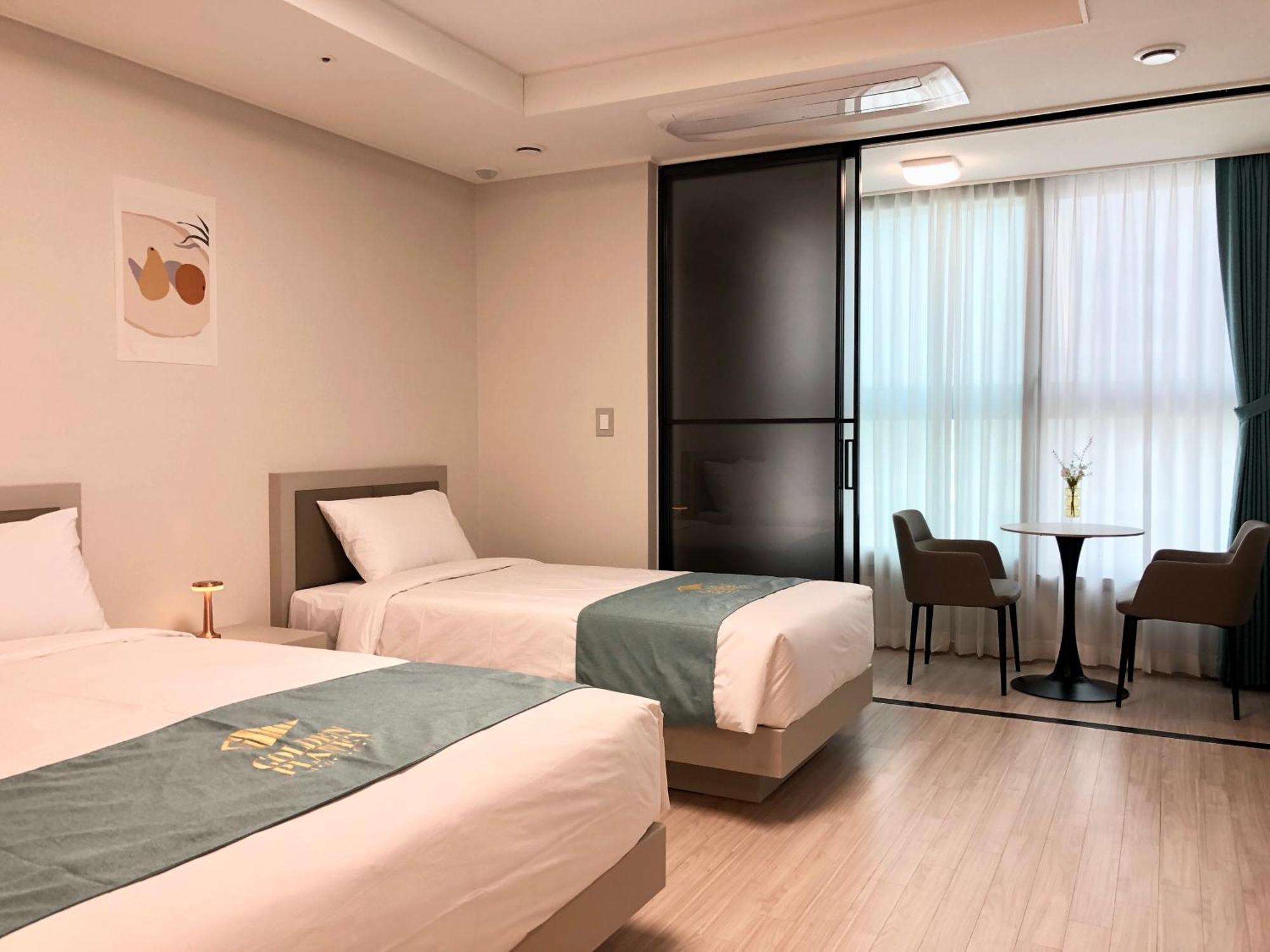 Golden Planet Incheon Hotel Exterior photo